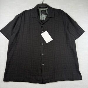 Men's Short Sleeve Button Down Relaxed Fit Textured Shirt by Denim & Flower L